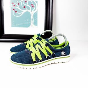 Sorel Women's Lightweight Sneakers Size 8 - Navy Blue with Neon Green Accents